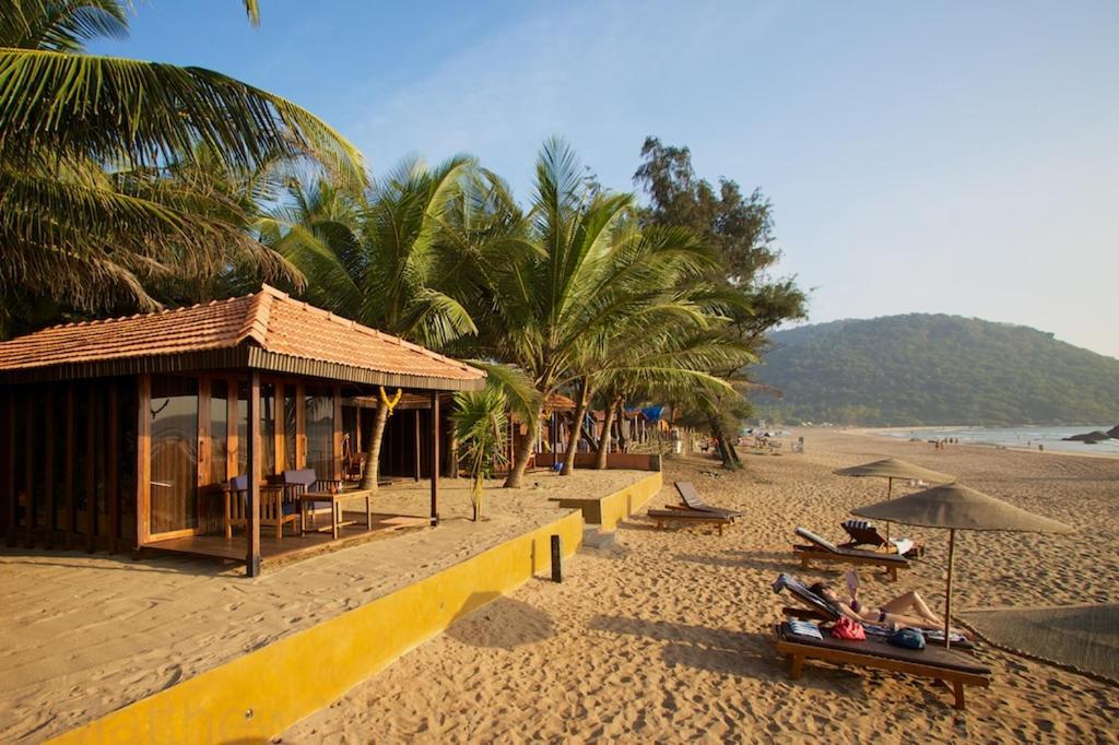 Dunhill Beach Resort Agonda Exterior foto