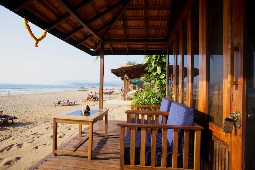 Dunhill Beach Resort Agonda Exterior foto