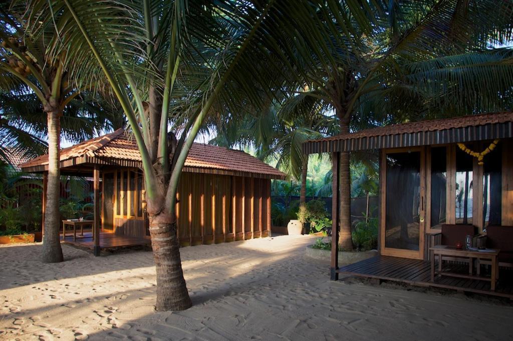 Dunhill Beach Resort Agonda Exterior foto